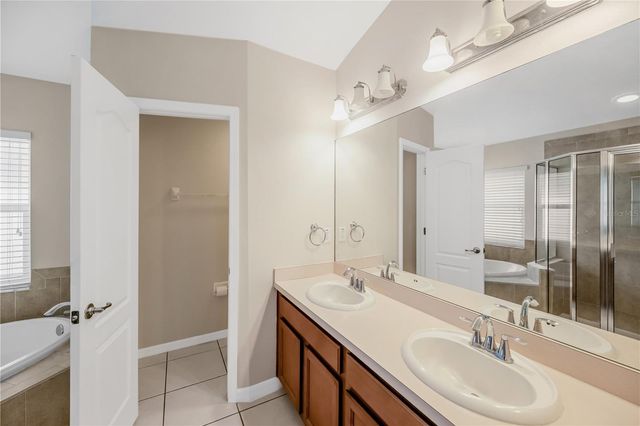 13935 CHALK HILL PLACE, Riverview, FL 33579