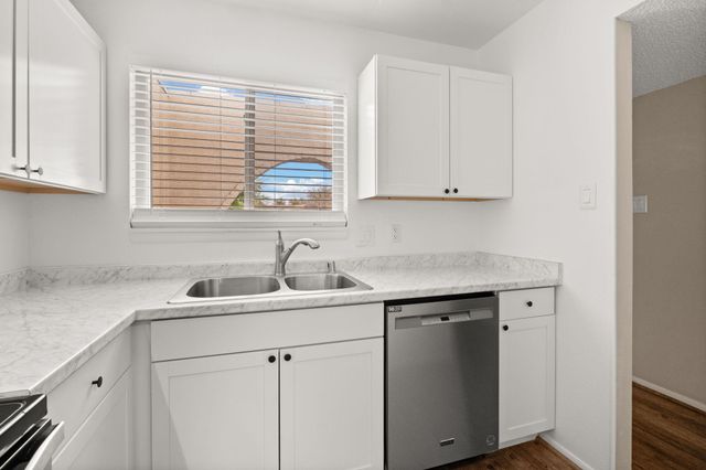 1344 Grande Boulevard SE APT G, Rio Rancho, NM 87124