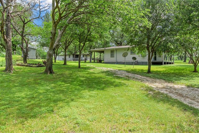 235 Country Drive, Waco, TX 76705