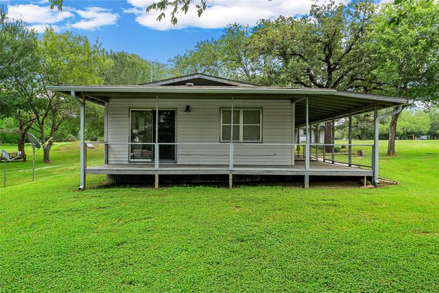 235 Country Drive, Waco, TX 76705