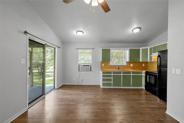 235 Country Drive, Waco, TX 76705