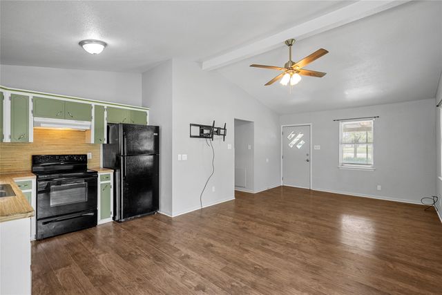 235 Country Drive, Waco, TX 76705
