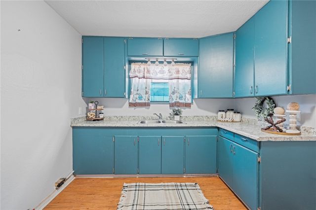 1514 Devon Dr, Corpus Christi, TX 78415