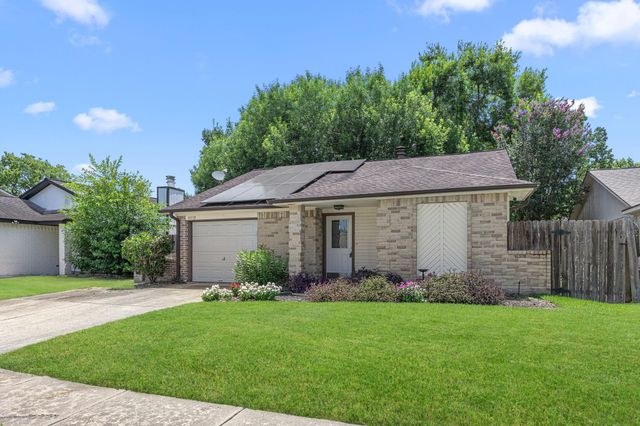10719 Lakewood Oaks Drive, Sugar Land, TX 77498