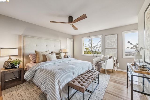 341 Rishell Dr, Oakland, CA 94619