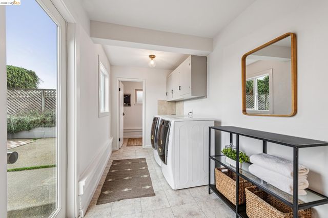 341 Rishell Dr, Oakland, CA 94619