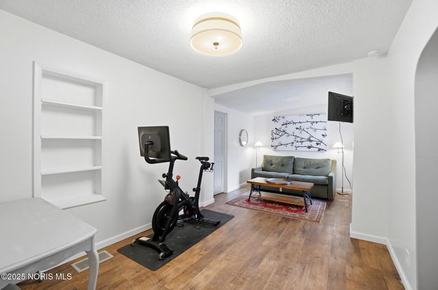 829 Maple Avenue, Findlay, OH 45840