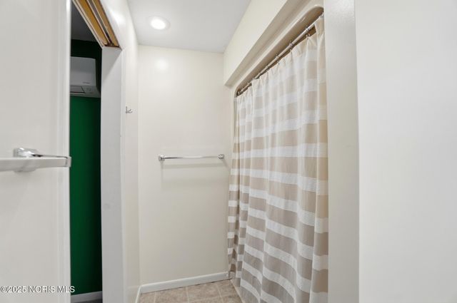 829 Maple Avenue, Findlay, OH 45840