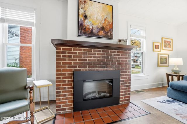 829 Maple Avenue, Findlay, OH 45840