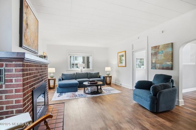 829 Maple Avenue, Findlay, OH 45840