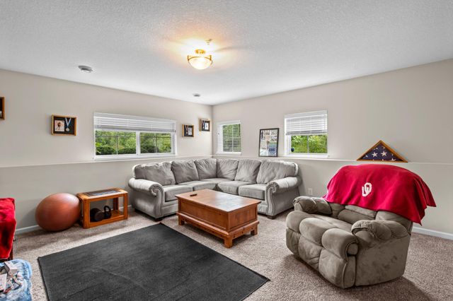 7680 Anthony Place, Victoria, MN 55386