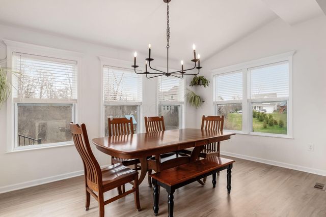 4077 Topsail Drive, Lewis Center, OH 43035