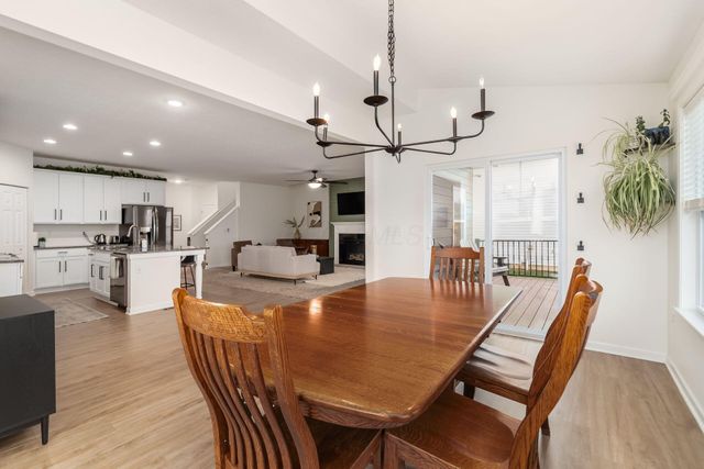 4077 Topsail Drive, Lewis Center, OH 43035