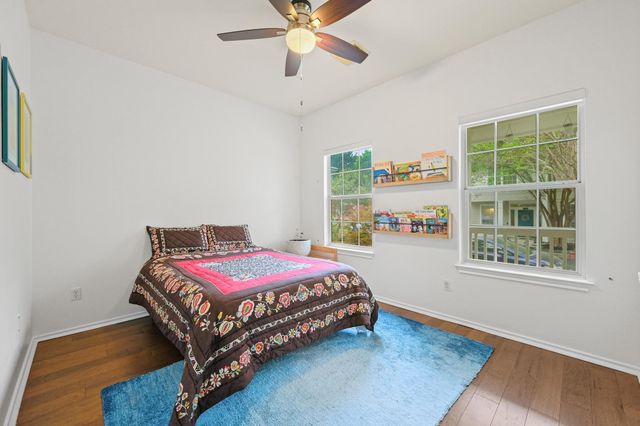 2721 Kinney Oaks CT, Austin, TX 78704