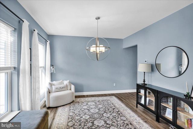 185 OAK GROVE RD, Morgantown, PA 19543
