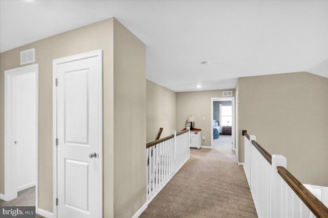 185 OAK GROVE RD, Morgantown, PA 19543