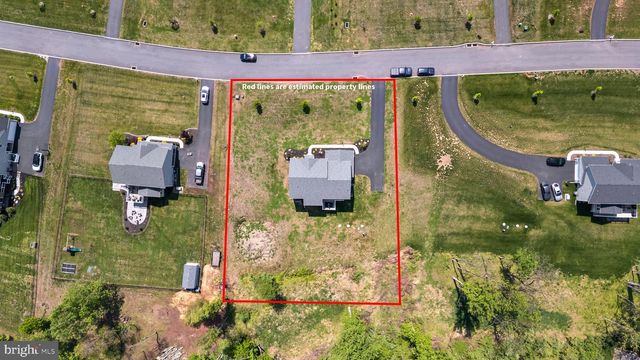 185 OAK GROVE RD, Morgantown, PA 19543