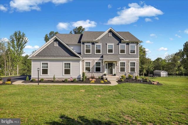 185 OAK GROVE RD, Morgantown, PA 19543