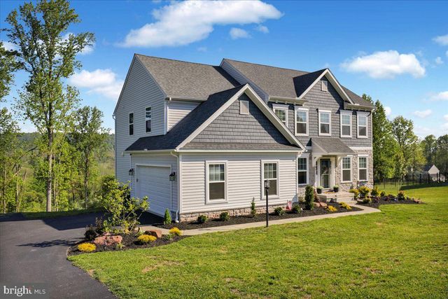 185 OAK GROVE RD, Morgantown, PA 19543