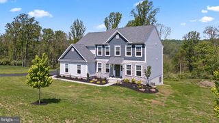 185 OAK GROVE RD, Morgantown, PA 19543