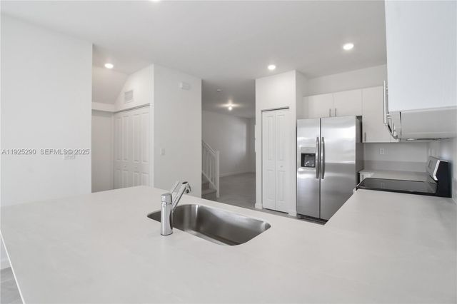 2747 SE 25th Ave, Homestead, FL 33035