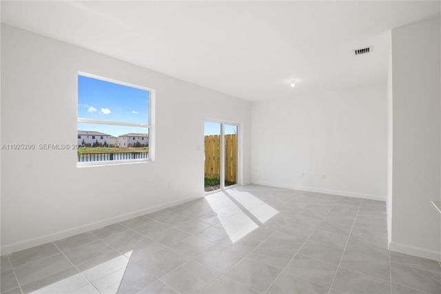 2747 SE 25th Ave, Homestead, FL 33035