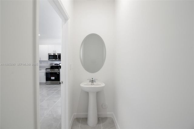 2747 SE 25th Ave, Homestead, FL 33035