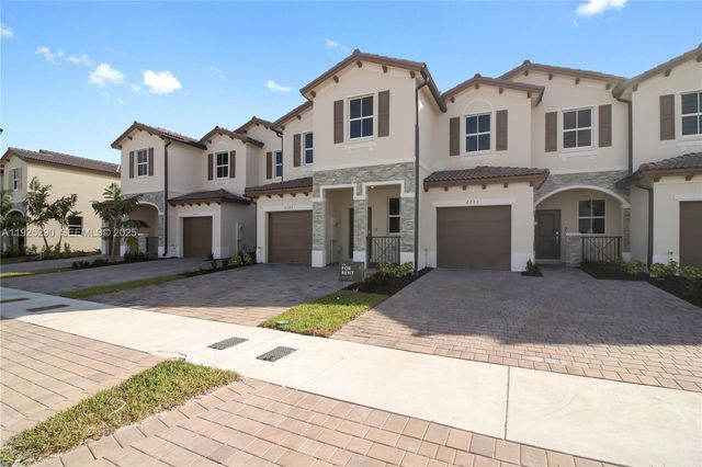 2747 SE 25th Ave, Homestead, FL 33035