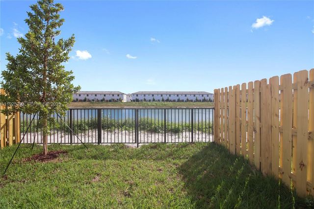 2747 SE 25th Ave, Homestead, FL 33035