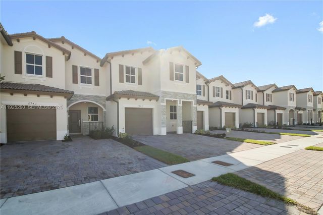 2747 SE 25th Ave, Homestead, FL 33035