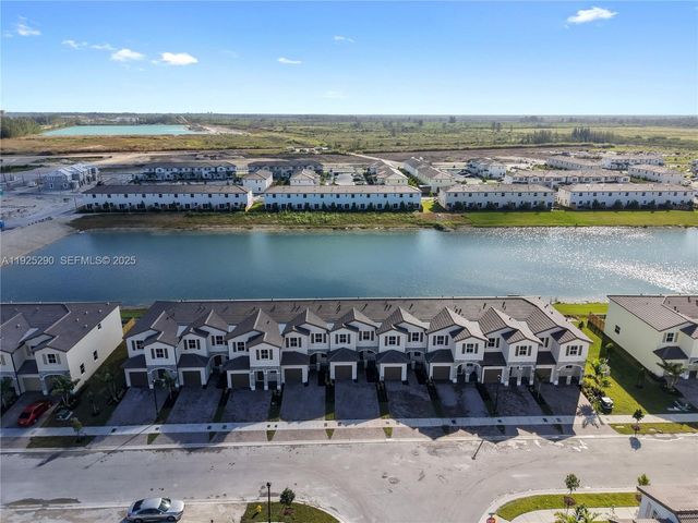 2747 SE 25th Ave, Homestead, FL 33035