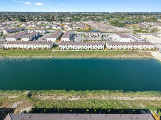 2747 SE 25th Ave, Homestead, FL 33035