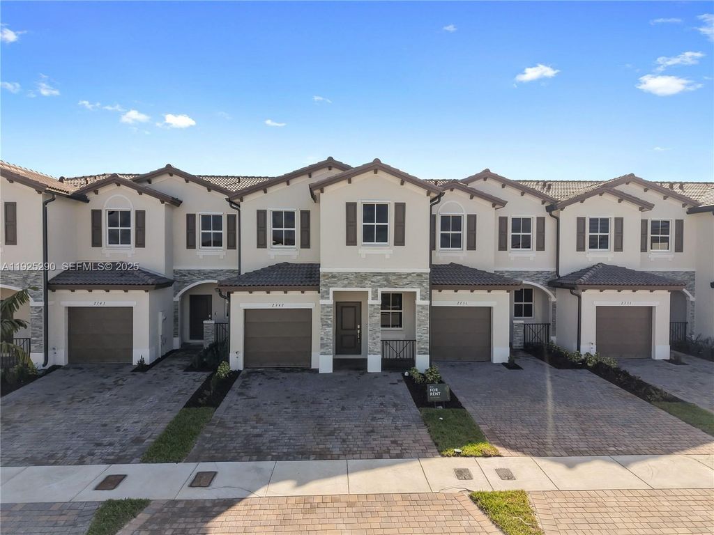 2747 SE 25th Ave, Homestead, FL 33035