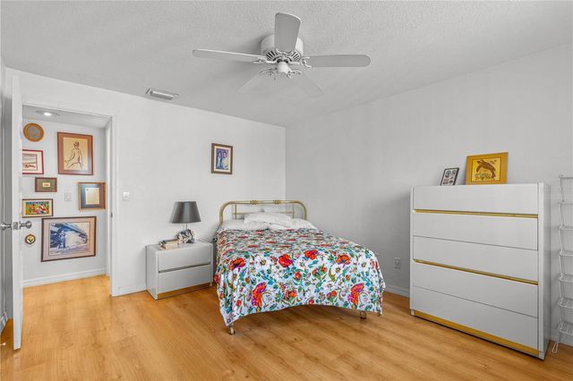 1818 S RIVERSIDE DRIVE, Edgewater, FL 32141