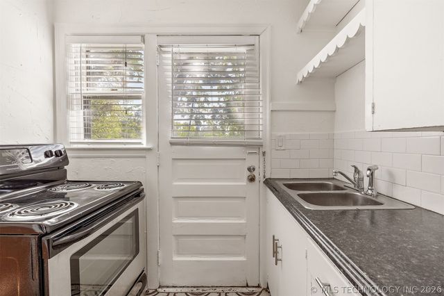 1524 E 17th Street, Tulsa, OK 74120