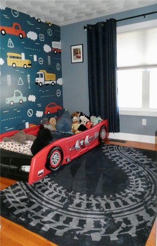 6 Heywood Lane, Johnston, RI 02919