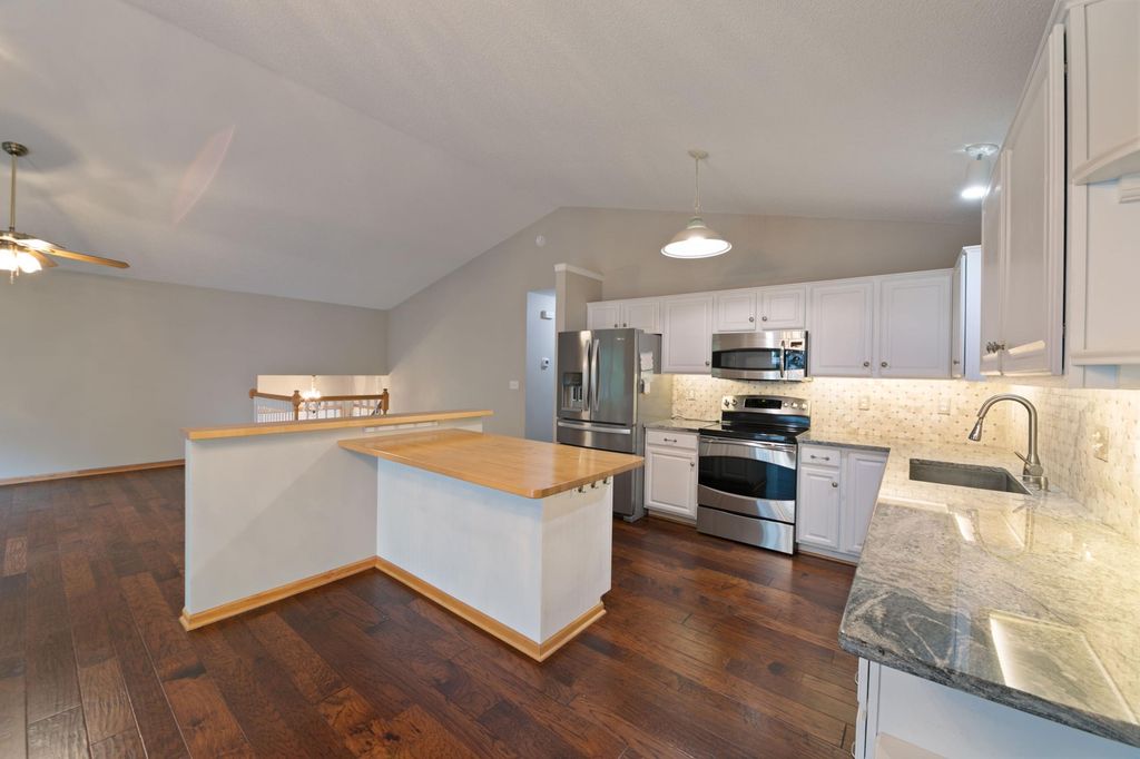 14803 Upper 56th Street N, Oak Park Heights, MN 55082 — photo 3