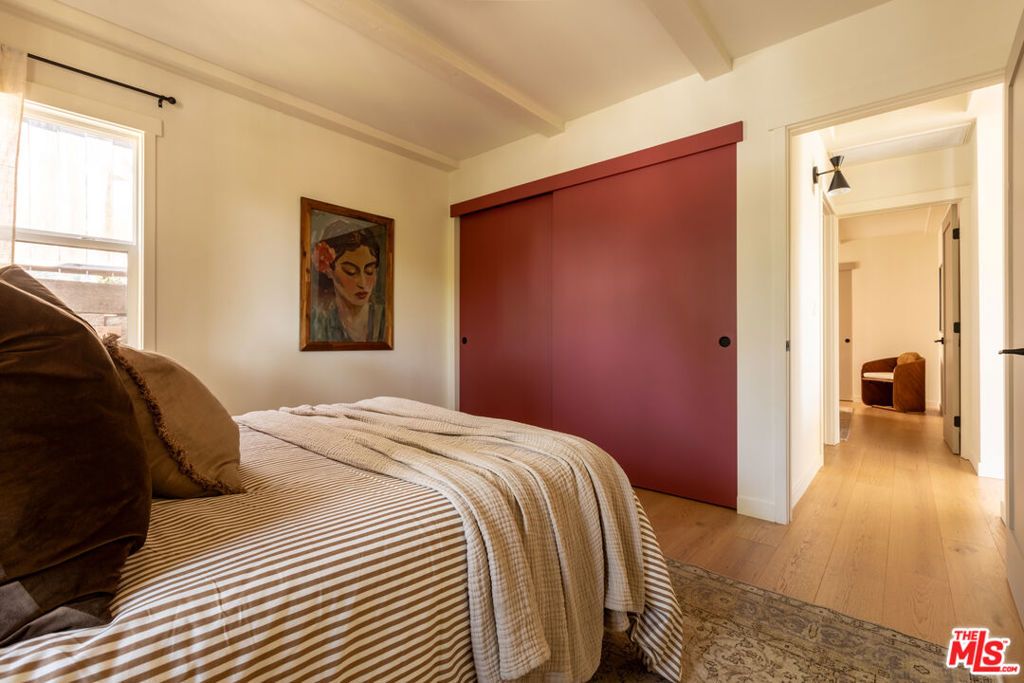 Image 10 of property listing at 4020 Clayton Avenue, Los Angeles, CA 90027