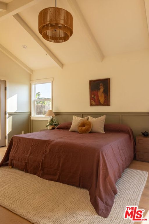 Image 17 of property listing at 4020 Clayton Avenue, Los Angeles, CA 90027