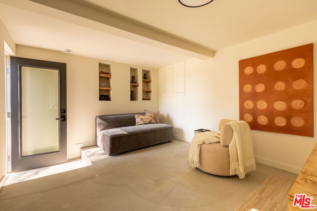 Image 22 of property listing at 4020 Clayton Avenue, Los Angeles, CA 90027