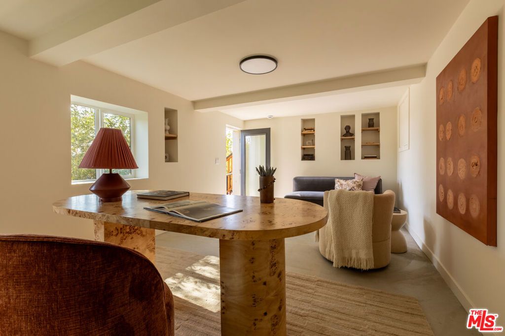 Image 23 of property listing at 4020 Clayton Avenue, Los Angeles, CA 90027