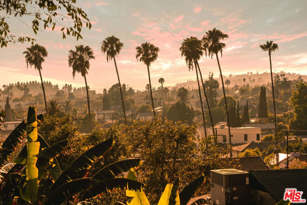 Image 29 of property listing at 4020 Clayton Avenue, Los Angeles, CA 90027