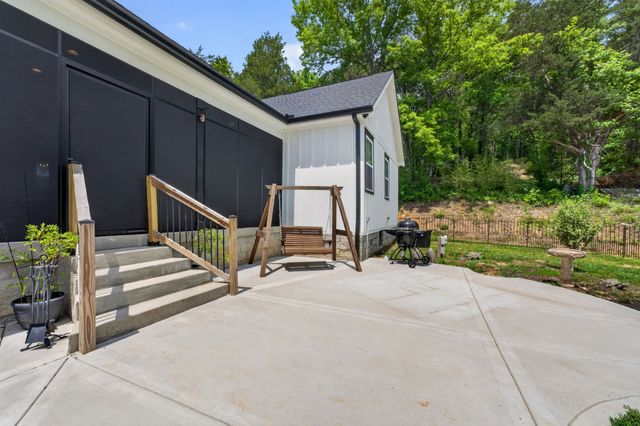 16111 Manchester Pike, Christiana, TN 37037
