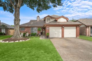 3808 Cottonwood Drive, La Porte, TX 77571