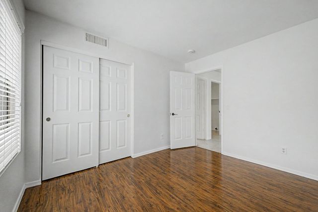 1513 W Lark Drive, Chandler, AZ 85286