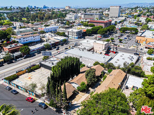 1305 Laveta Terrace, Los Angeles, CA 90026