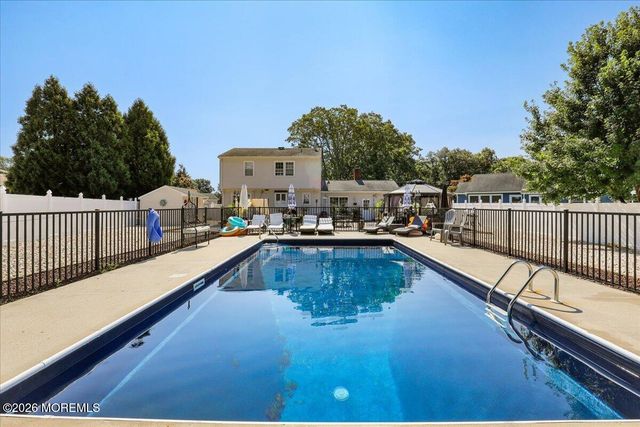 60 Glenmere Drive, Brick, NJ 08724