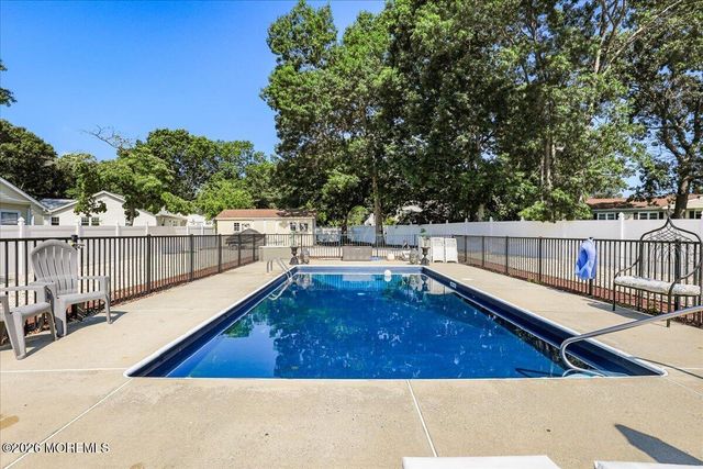 60 Glenmere Drive, Brick, NJ 08724