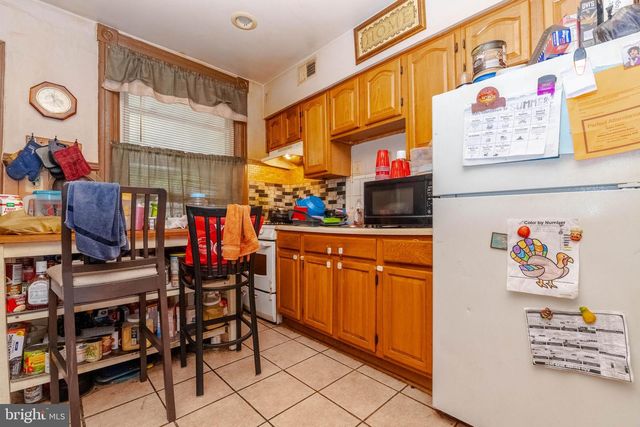 120 N GLOVER ST, Baltimore, MD 21224