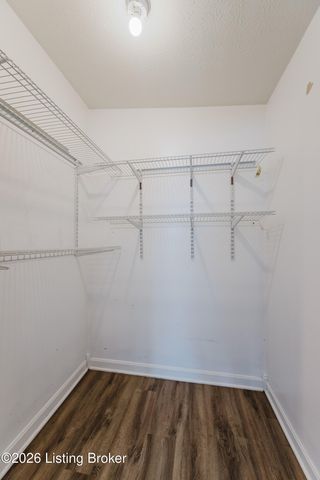 519 Compton St, Louisville, KY 40208